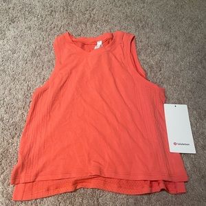 Lululemon train to be tank